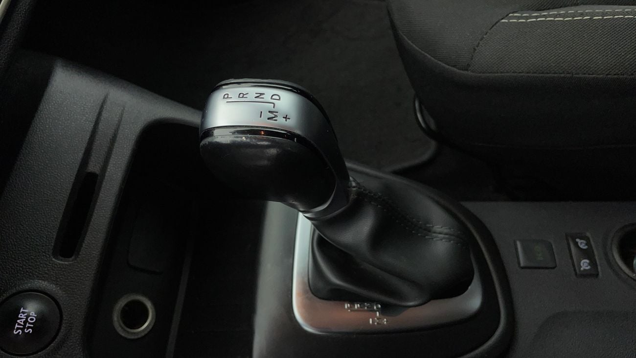 Renault Captur PE 1.6 | Zero Down Payment | Free Home Test Drive