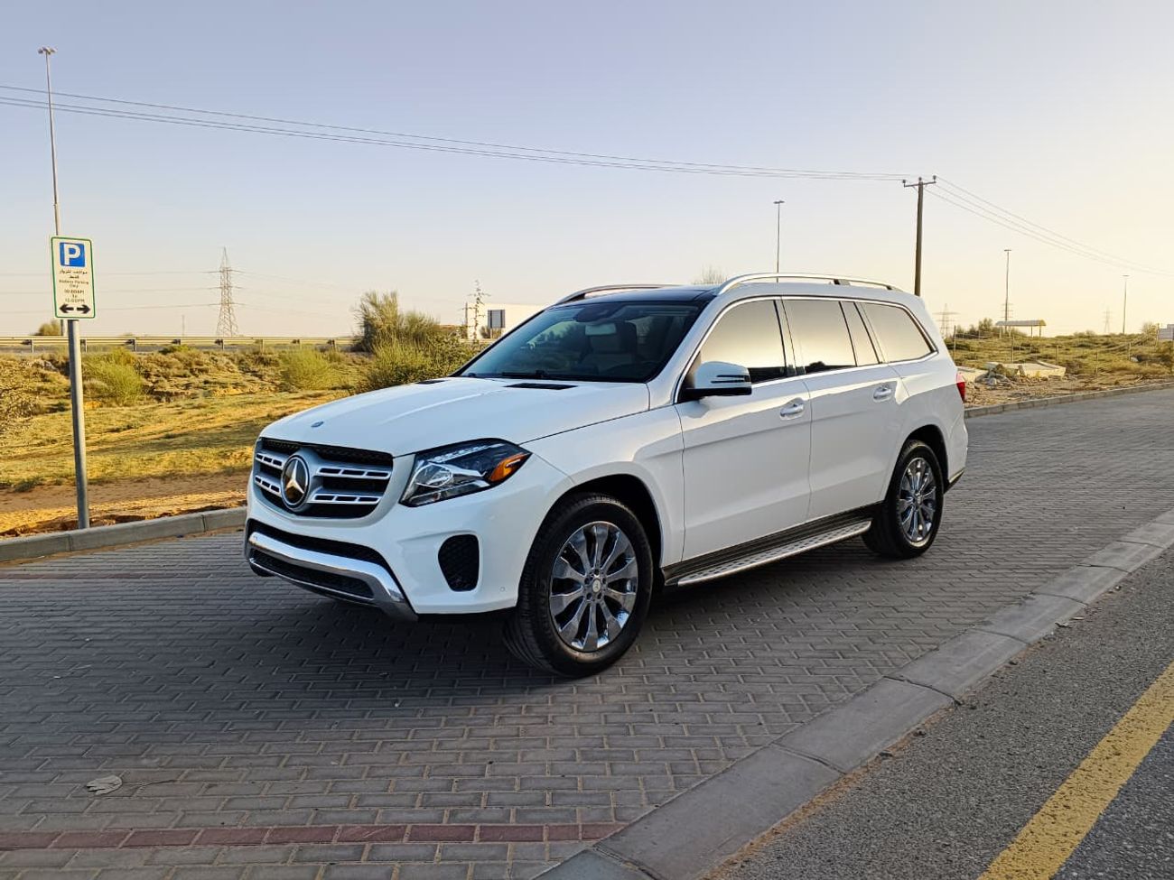 مرسيدس بنز GLS 450 very clean car