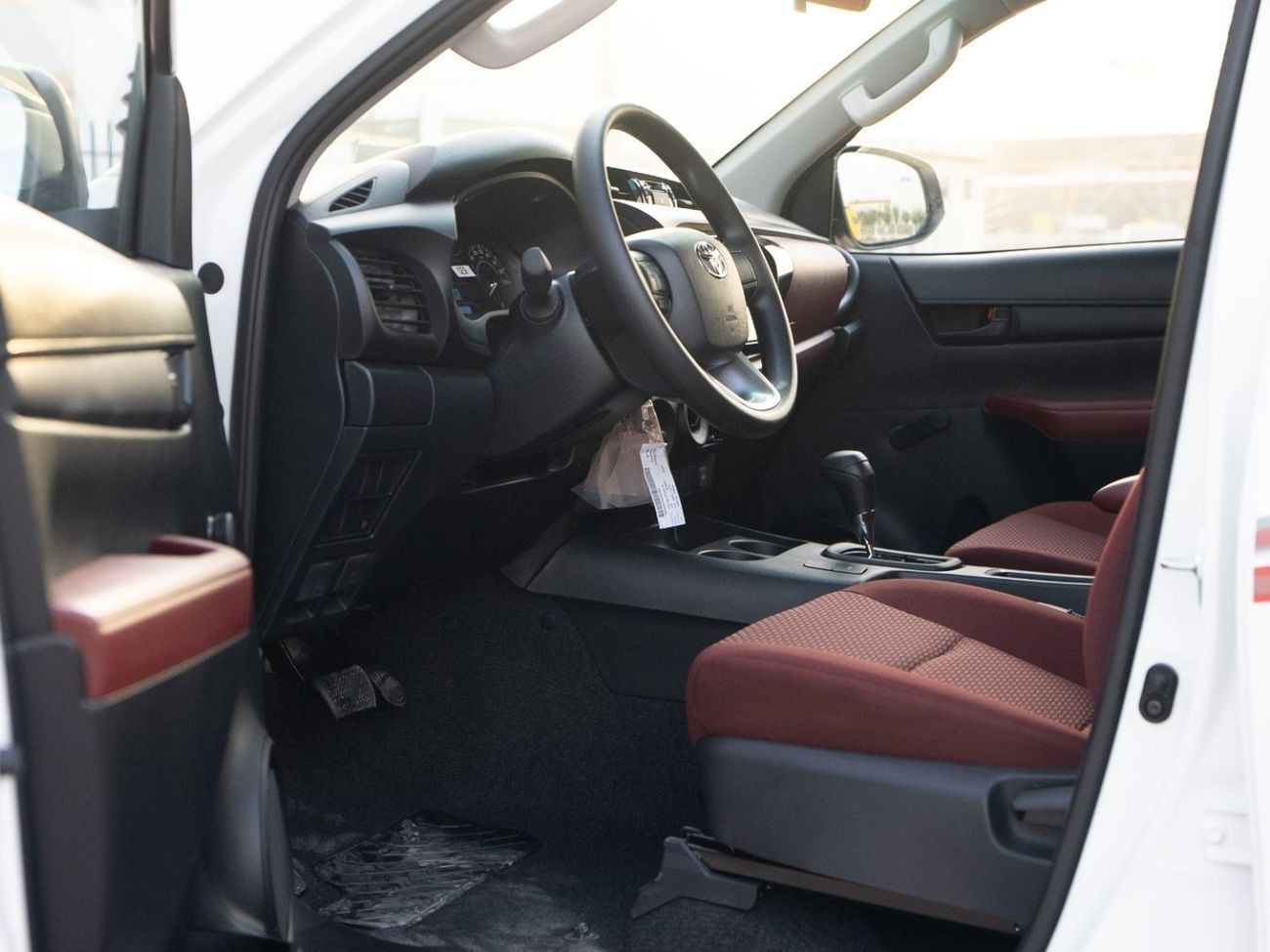 Toyota Hilux 2025 TOYOTA HILUX GL 2.7 - WHITE inside RED | Export Only