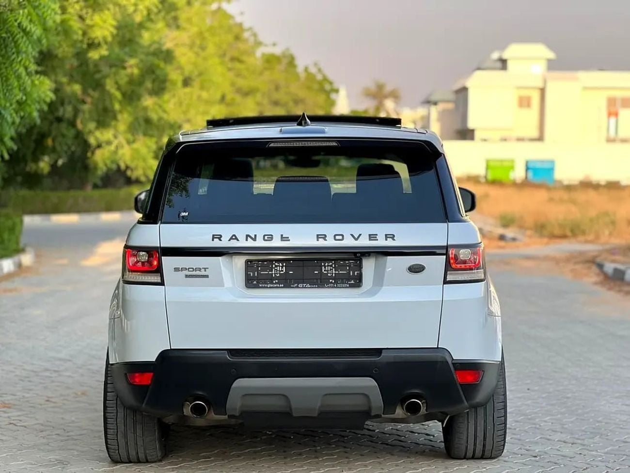 Land Rover Range Rover Sport SE | GCC Specs | Low Mileage