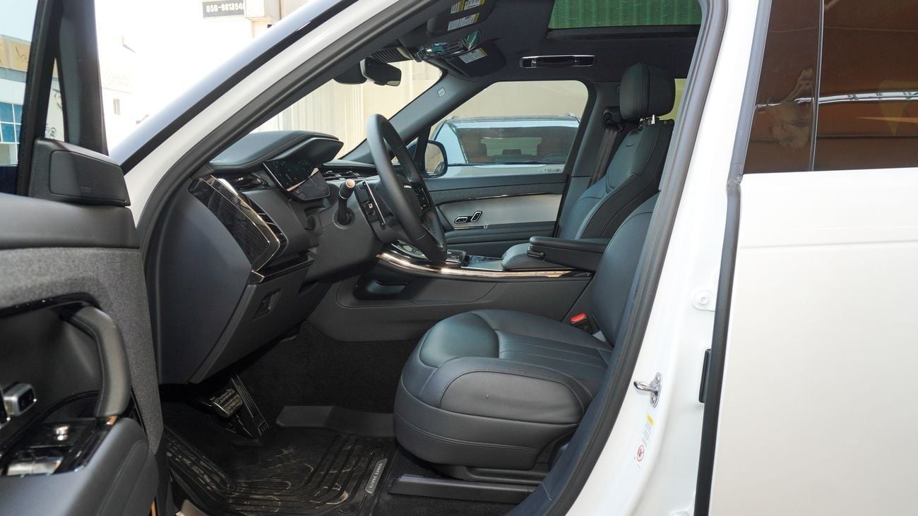 لاند روفر رينج روفر سبورت DYNAMIC SE P400