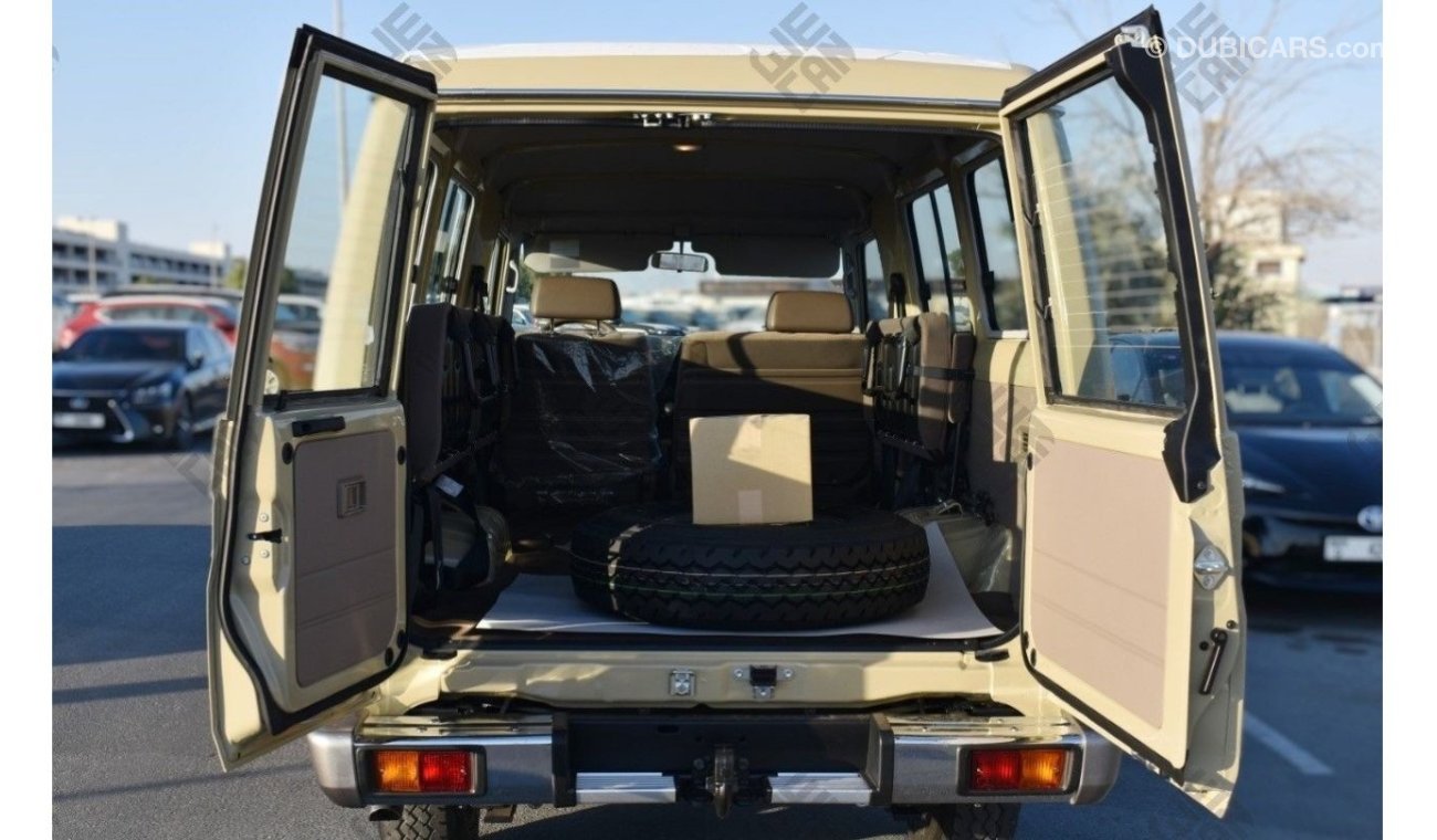 Toyota Land Cruiser Hard Top 4.0L -3DR  ( ONLY FOR EXPORT )