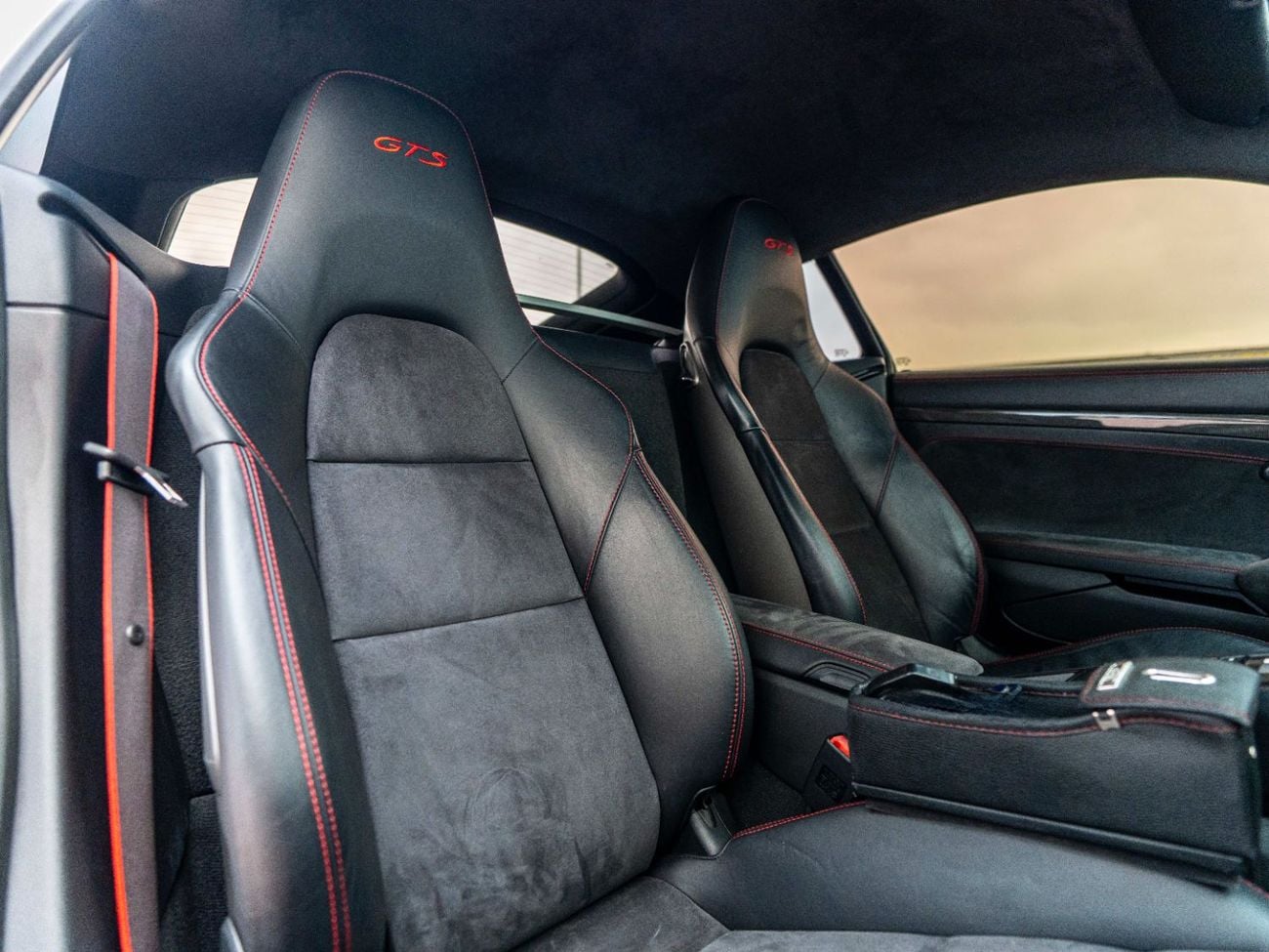 Porsche Cayman GTS 3.4L