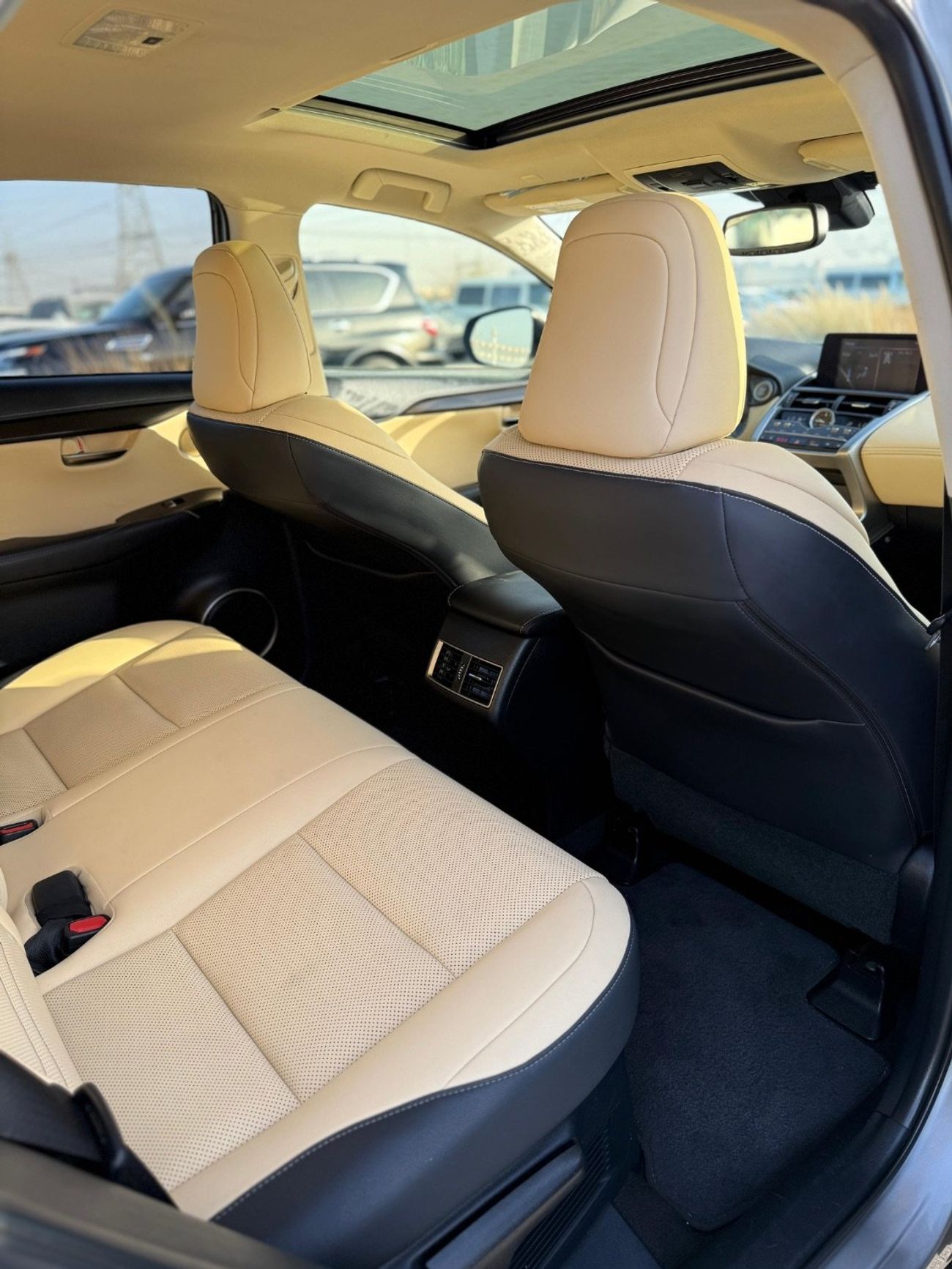 Lexus NX300 Premium 2.0 full option