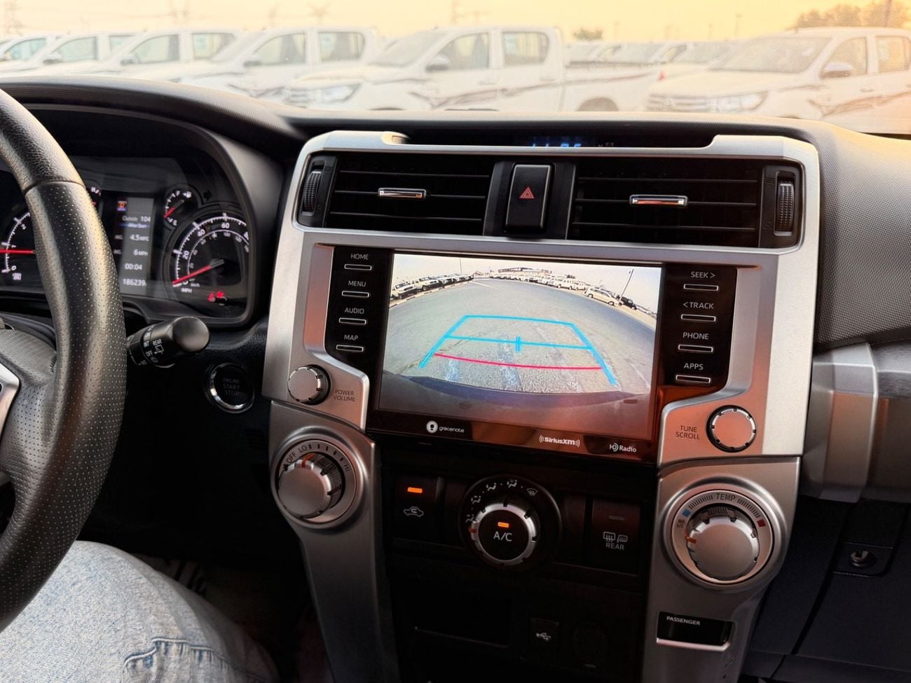 Toyota 4Runner LIMITED 4x4 FULL OPTIONS IMPORTED FROM USA