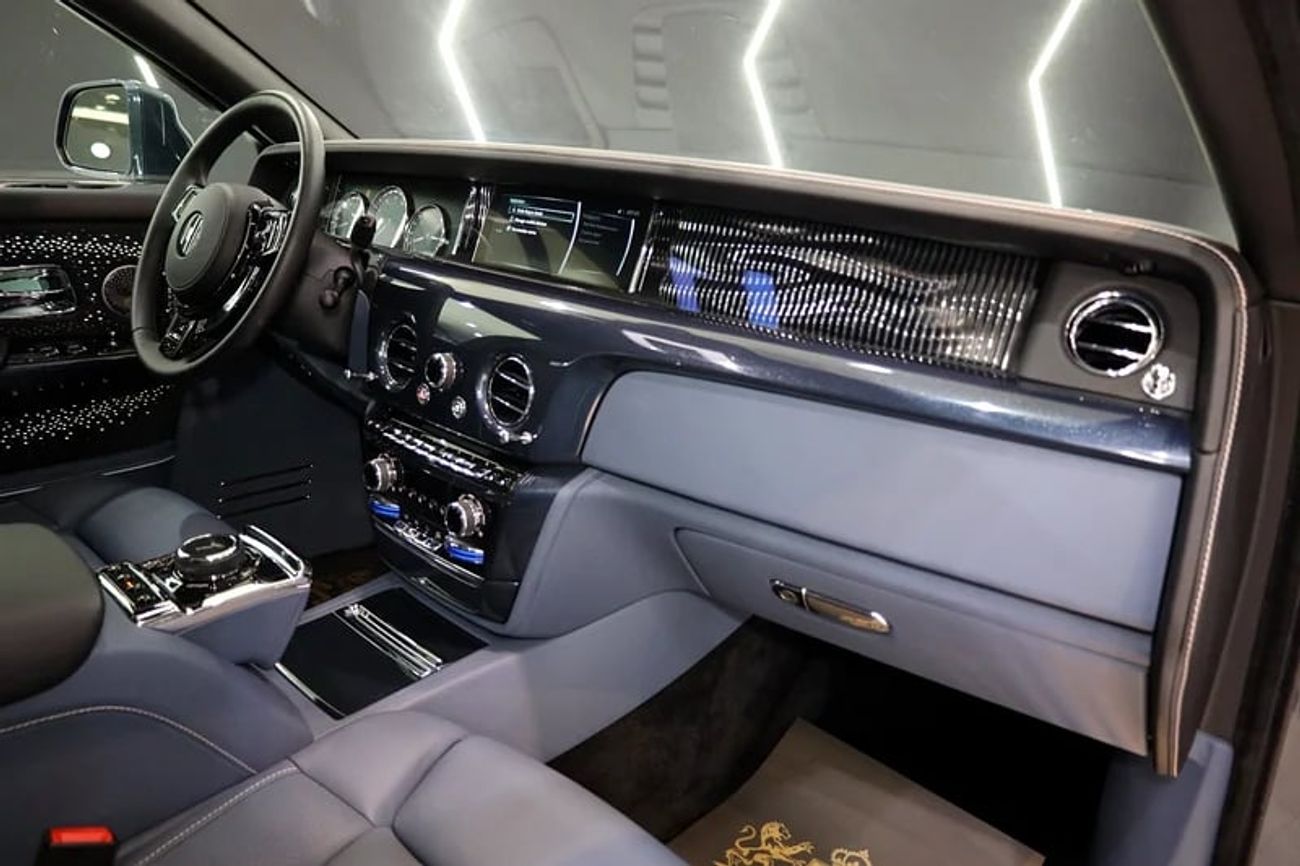 رولز رويس فانتوم Tempus Collection 1 of 20, Bespoke Audio, Rear VIP Seats/Entertainment Display!!