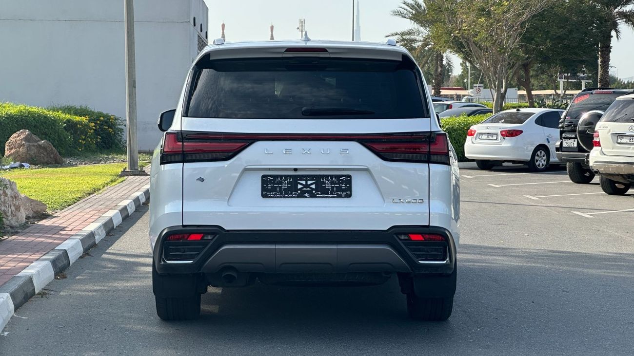 Lexus LX 600 3.5L V6 TWIN TURBO SIGNATURE GCC FOR LOCAL & EXPORT