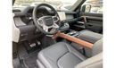 Land Rover Defender GCC SPE C UNDER WARRANTY AND SERVICE