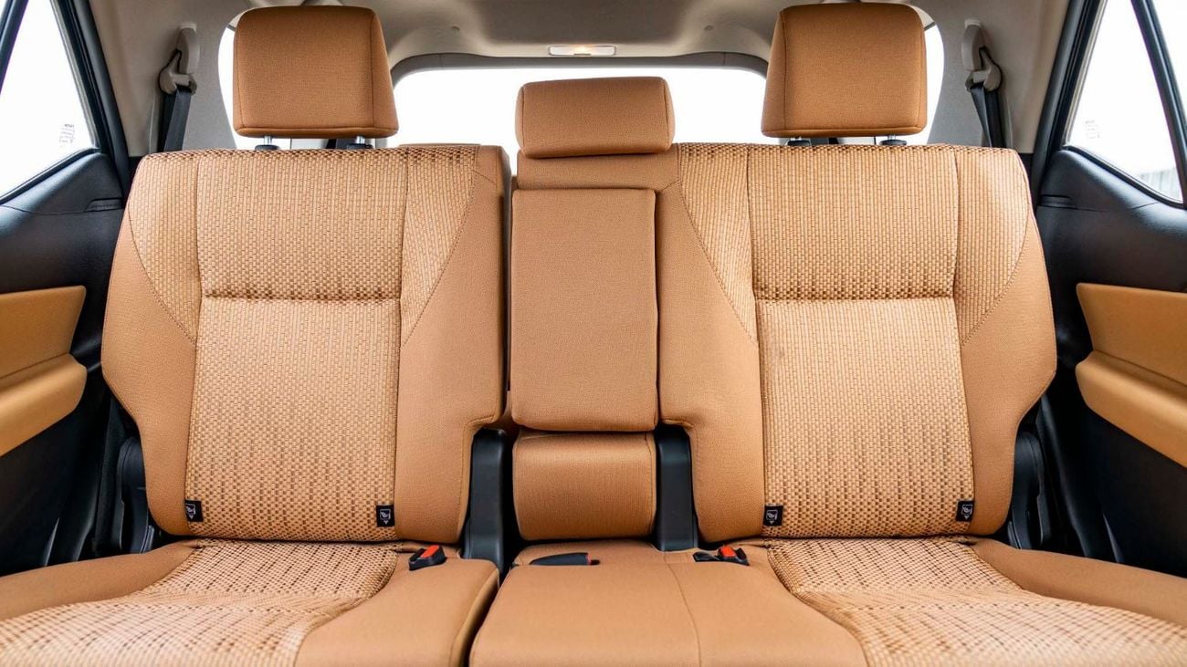 تويوتا فورتونر Toyota Fortuner 2.7L Petrol 4X4 MY2025