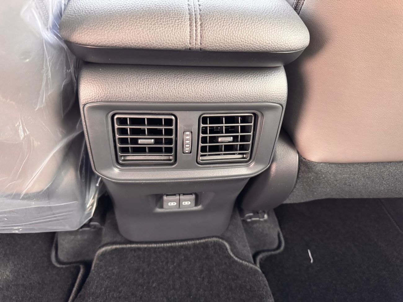 تويوتا راف ٤ 2.5L Adventure