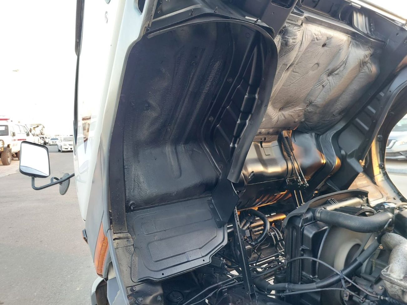 Mitsubishi Fuso Canter MITSUBISHI CANTER ALUMINIUM BODY TRUCK RHD 1994 MODEL 4.5 L DIESEL MANUAL(PM02115)