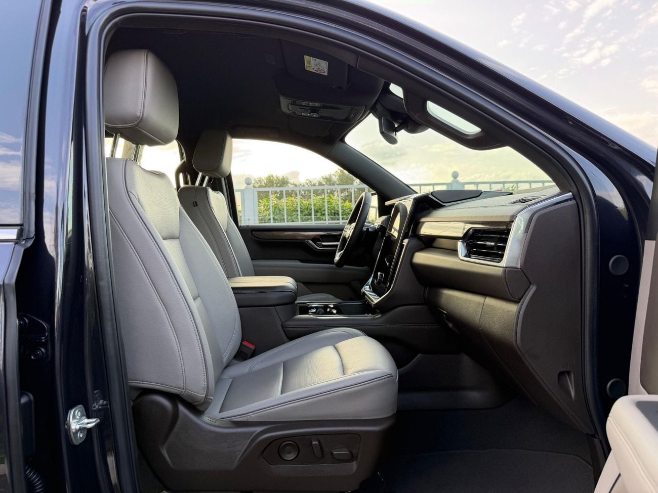 GMC Yukon 5.3 V8 SLT (AWD)