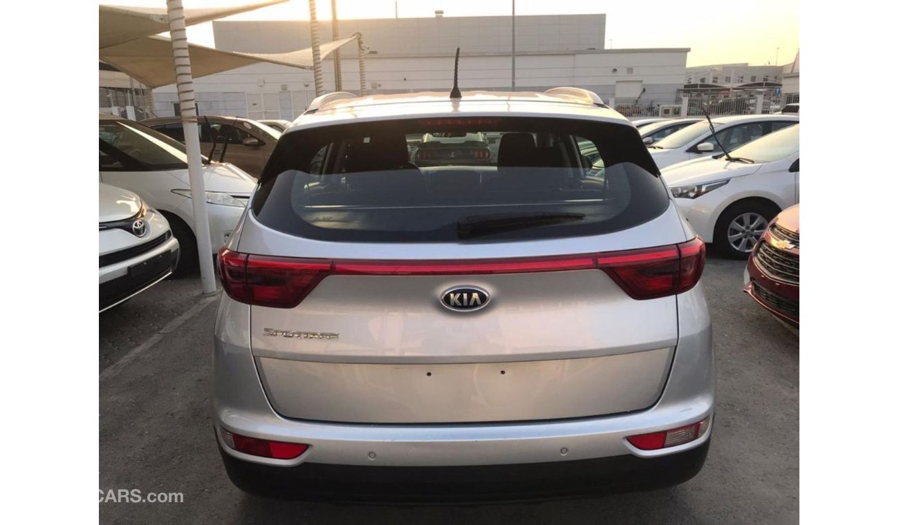 Kia Sportage 2016 GCC without accident very clean, inside and out, agency condition