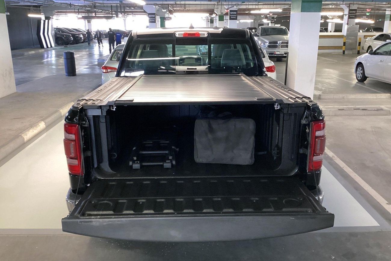 RAM 1500 Grand Laramie - Crew Cab | Guaranteed Warranty | 0 Down Payment