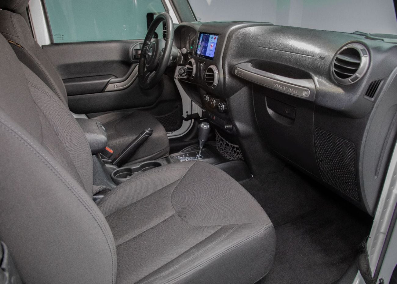 Jeep Wrangler Sport 3.6L A/T