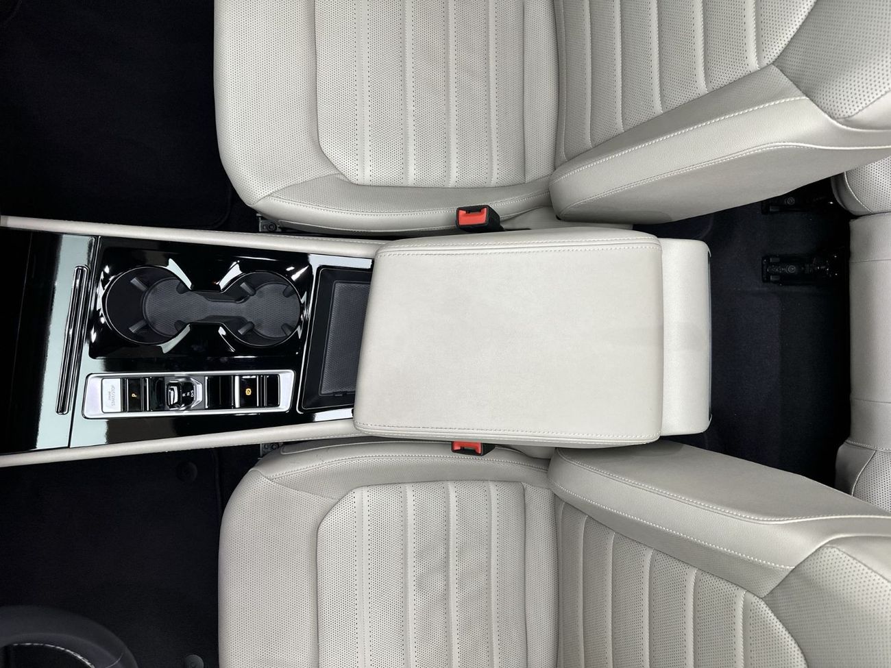 Volkswagen Teramont Comfortline 3.6L (Ref#55997)