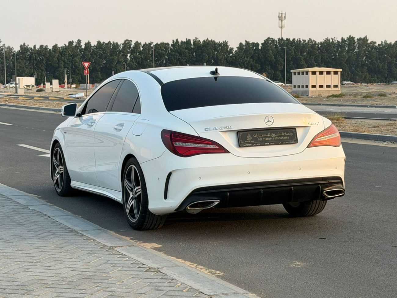 مرسيدس بنز CLA 250 Premium 2.0L