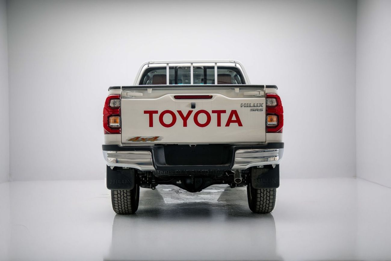 Toyota Hilux 2.7L - Manual - Super White Inside Red | Export Only