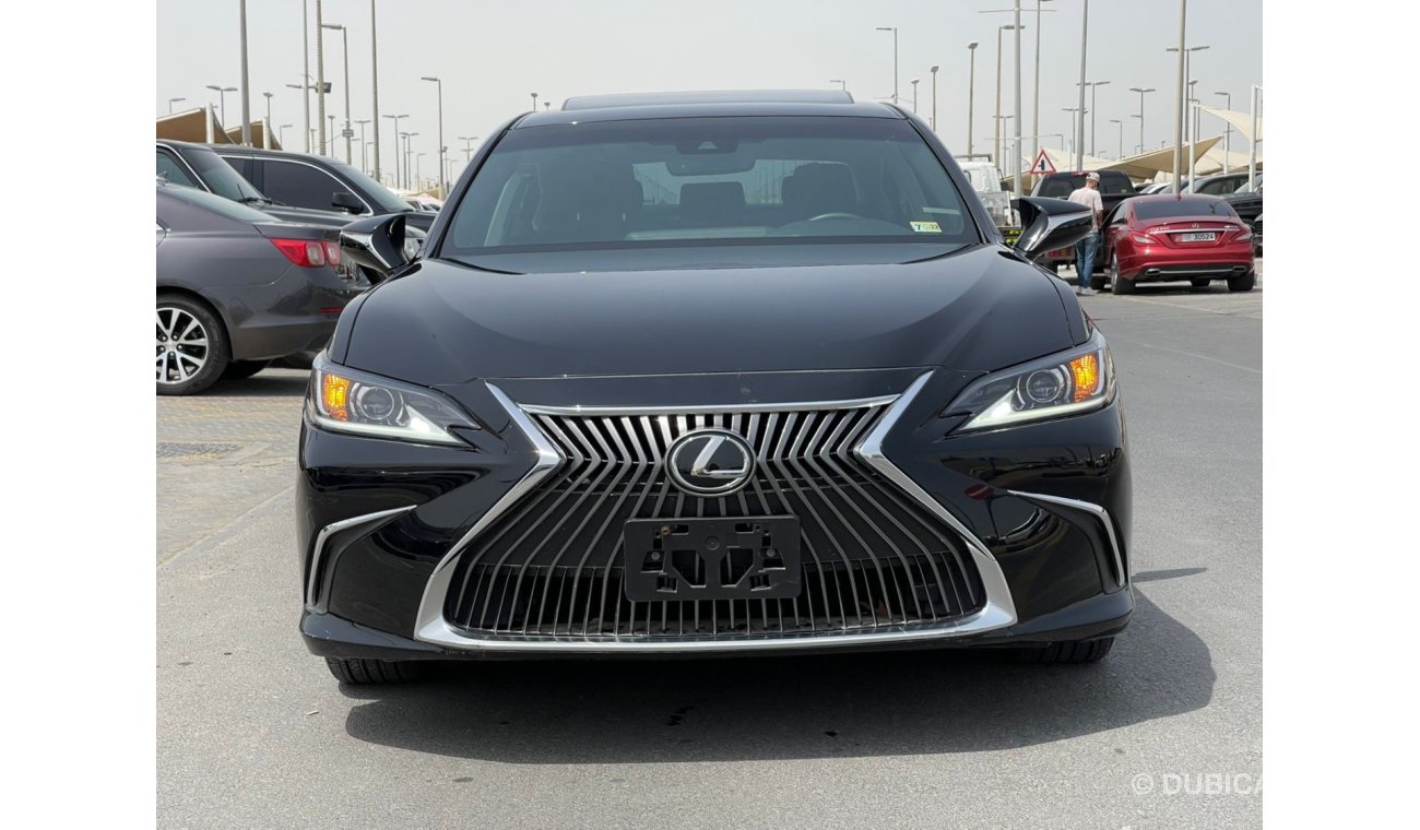 لكزس ES 350 بريستيج موديل 2021 وارد 6 سلندر ماشية 12000 km