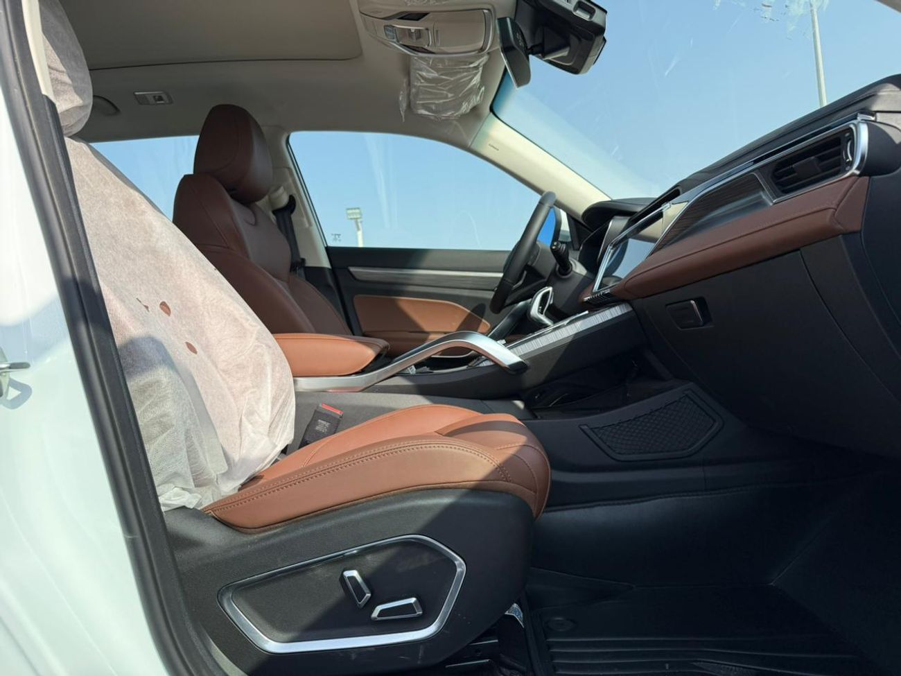 Geely Azkarra LUXURY GL 1.5L Petrol 2023 Export Price @ 53,500 AED