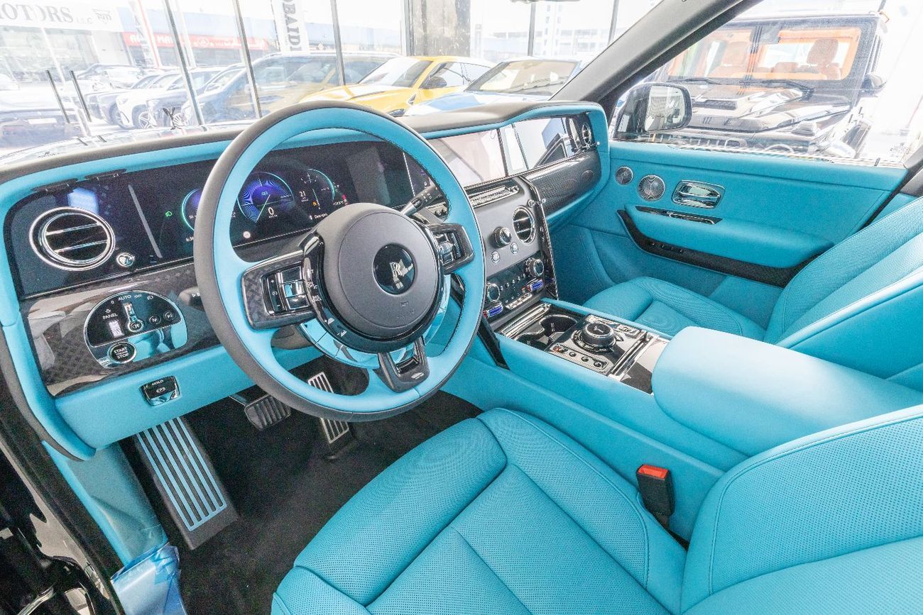 رولز رويس كولينان Rolls Royce Cullinan Black Badge | 2025