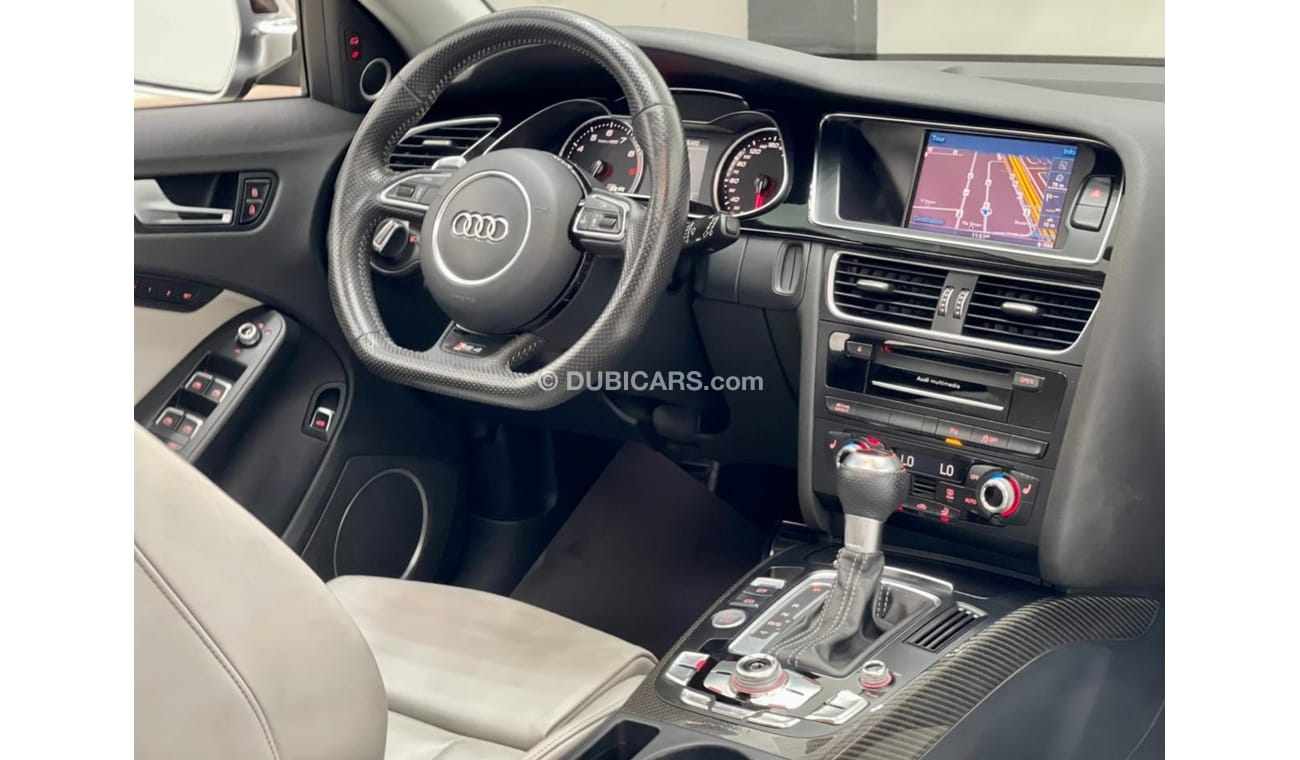 Audi RS4 2016 Audi RS4 Quattro, Full Service History, Warranty, GCC