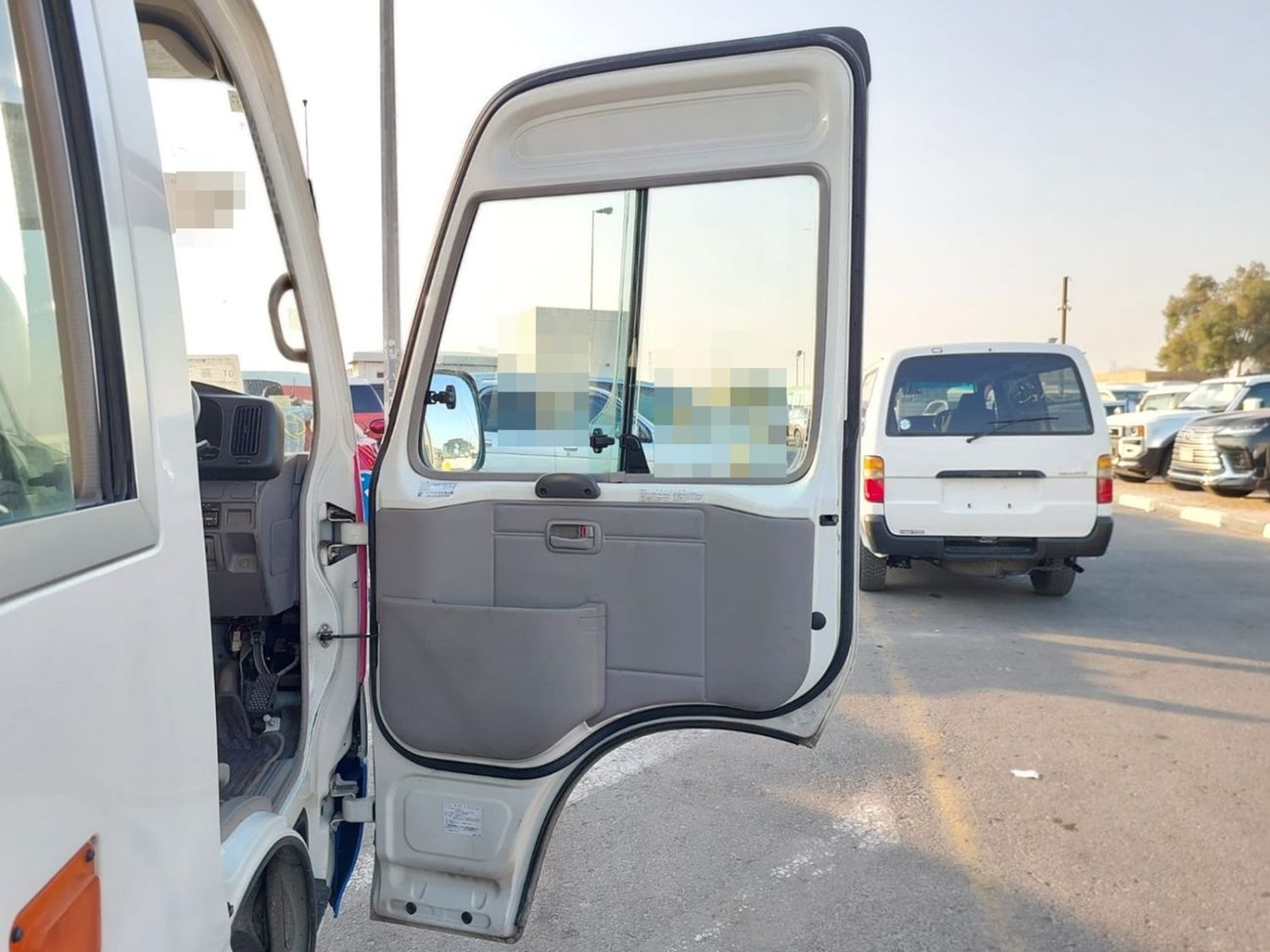 تويوتا كوستر TOYOTA COASTER BUS RHD 2011 MODEL 4.0 L DIESEL AUTOMATIC(PM02142)