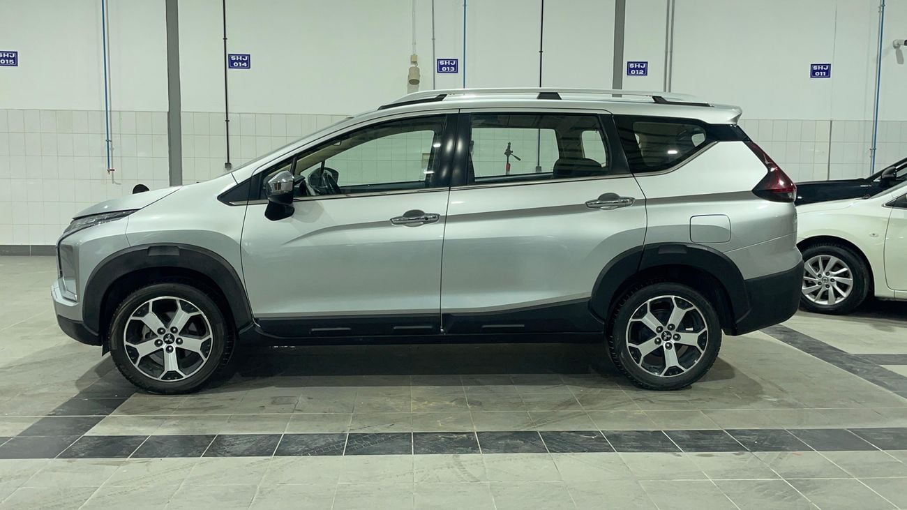 ميتسوبيشي إكسباندر كروس 2023 PREMIUM | AED 796/Month | 0 DP | 30 Day Return | Warranty | Service History