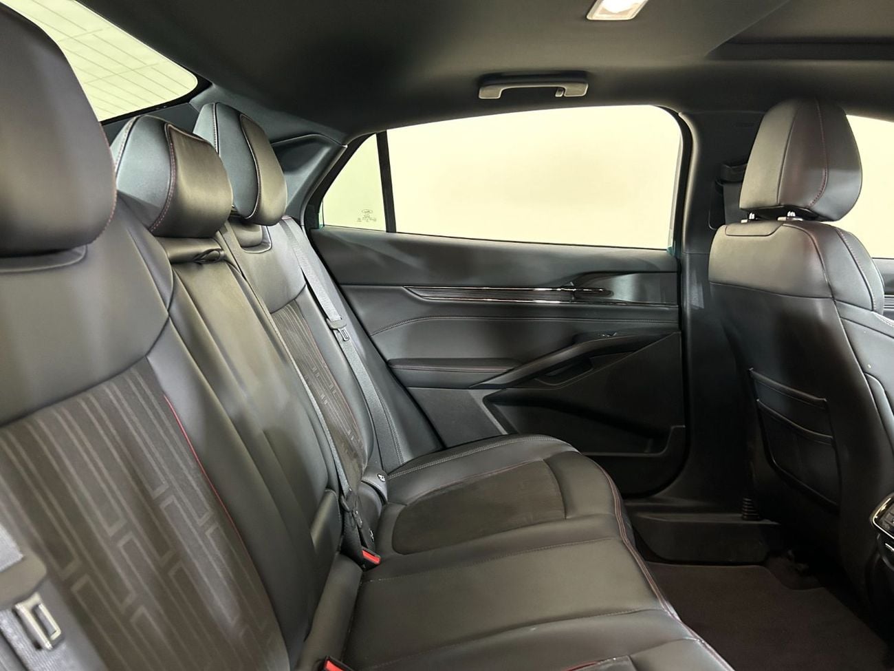 Ford Taurus Ambiente TPC1224N / FREE Insurance + Registration / AL TAYER MOTORS / AL QOUZ SHOWROOM