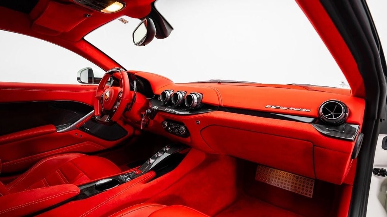 فيراري F12 بيرلينيتا - 2016 - Japanese Specs