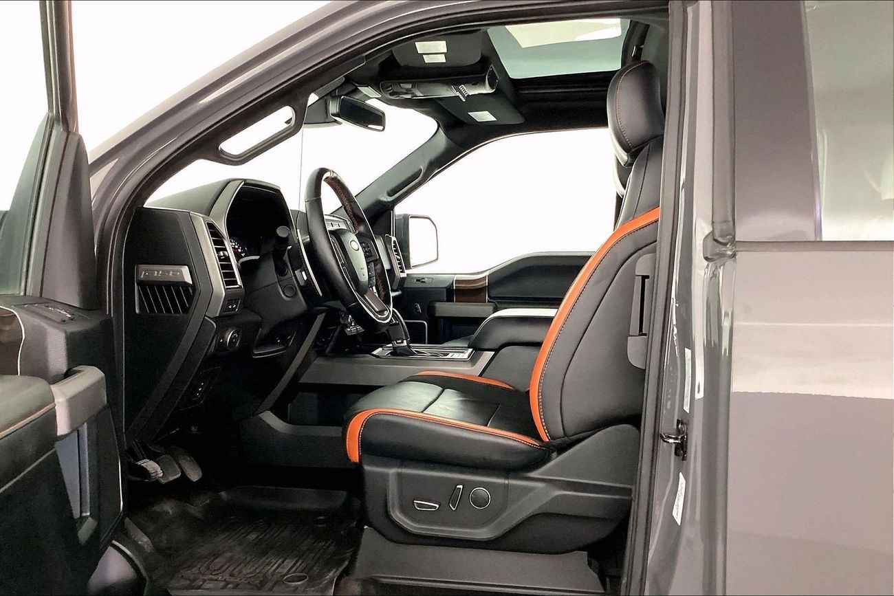 Ford F 150 Raptor Luxury - Super Cab | Guaranteed Warranty | 0 Down Payment