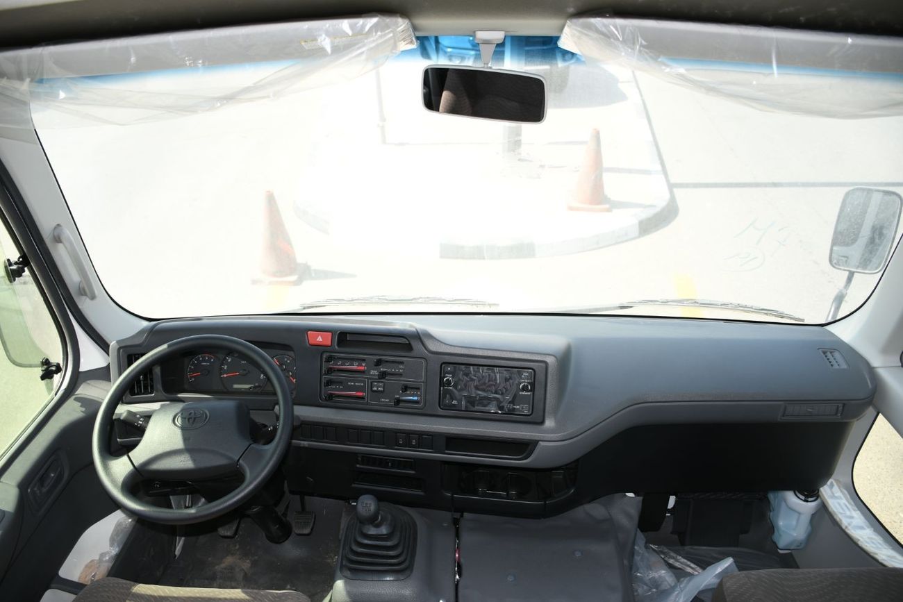 Toyota Coaster 24 Toyota Coaster 4.2L Diesel