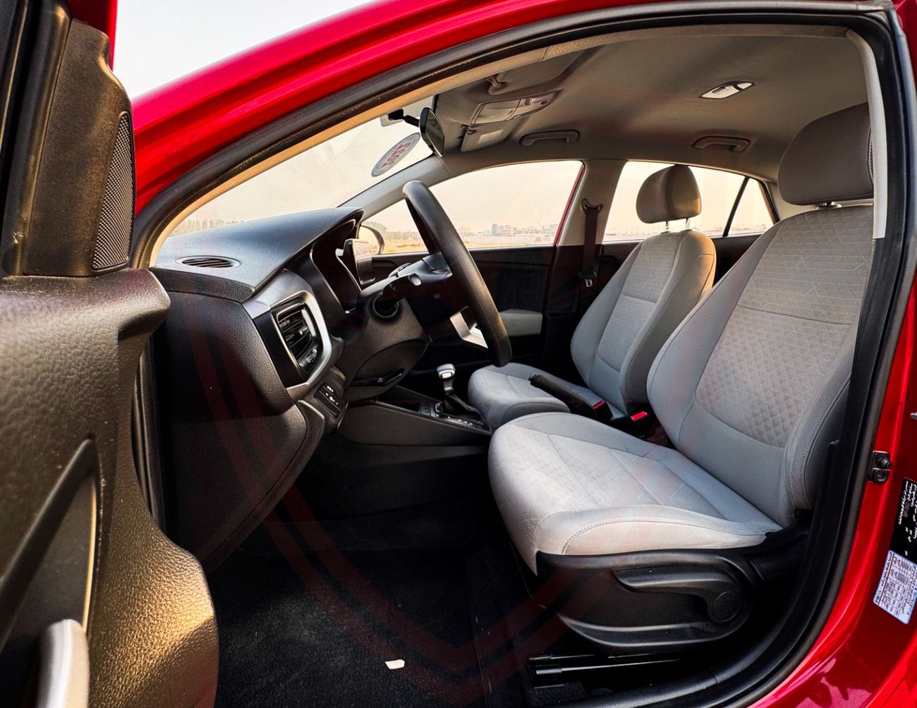 Kia Rio EX 1.4L (107 HP) Sedan Kia Rio 1.4L 2022 GCC accident free in excellent condition 521 P.M