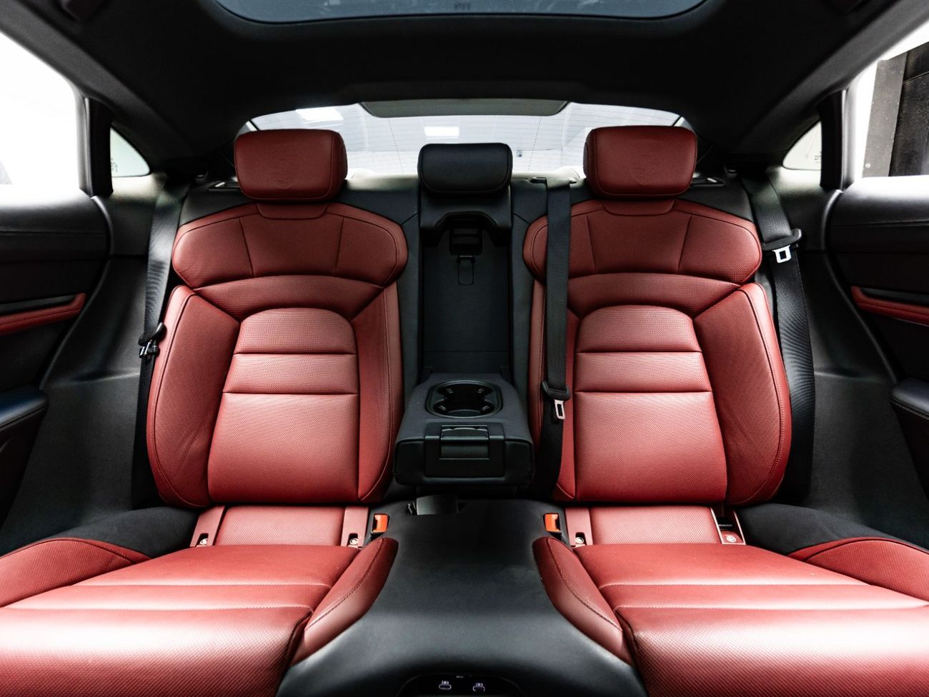 Porsche Taycan Base 2023 Porsche Taycan, September 2026 Porsche Warranty, Full Service History, Low KMs, GCC