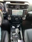 تويوتا فور رنر  2023 Toyota 4Runner Full Option 4.0L V6 - Rear Camera - AWD 4x4 - Sunroof - Leather Se