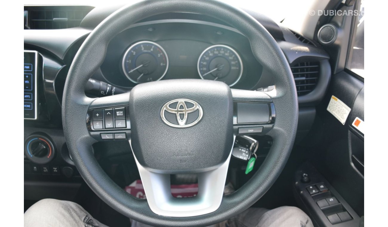 Toyota Hilux 2