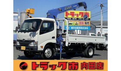 Hino Dutro XZU650M