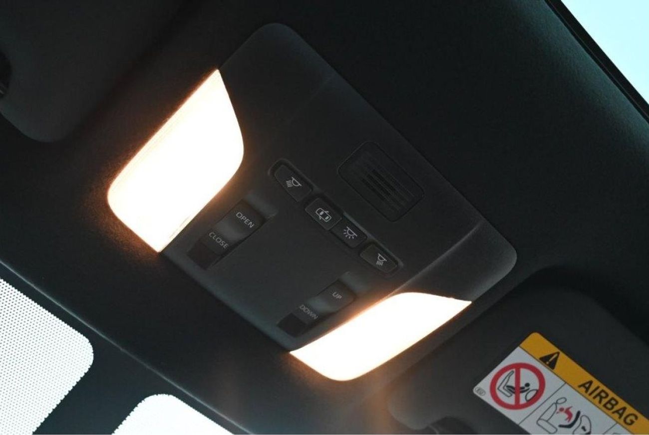 تويوتا كورولا كروس HYBRID XLE 1.8L PETROL AUTOMATIC