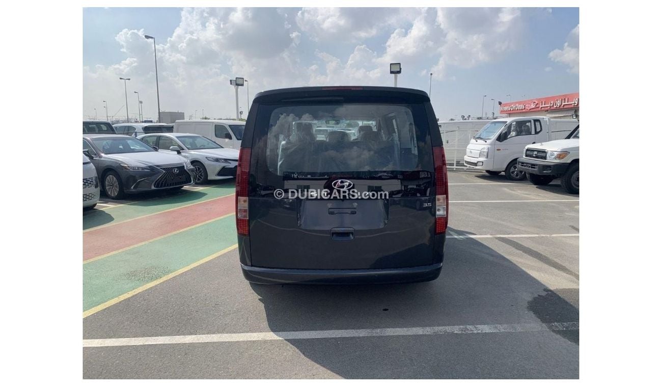 هيونداي ستاريا