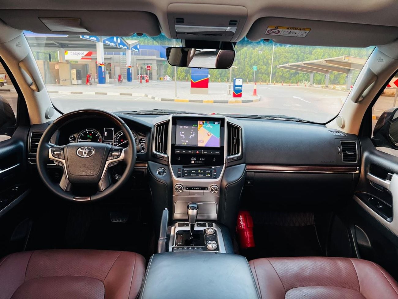Toyota Land Cruiser VXR 5.7