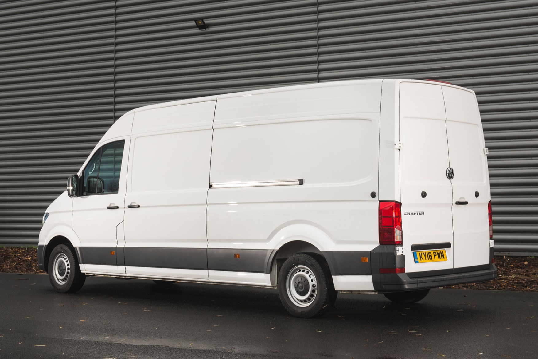Volkswagen Crafter exterior - Rear Right Angled