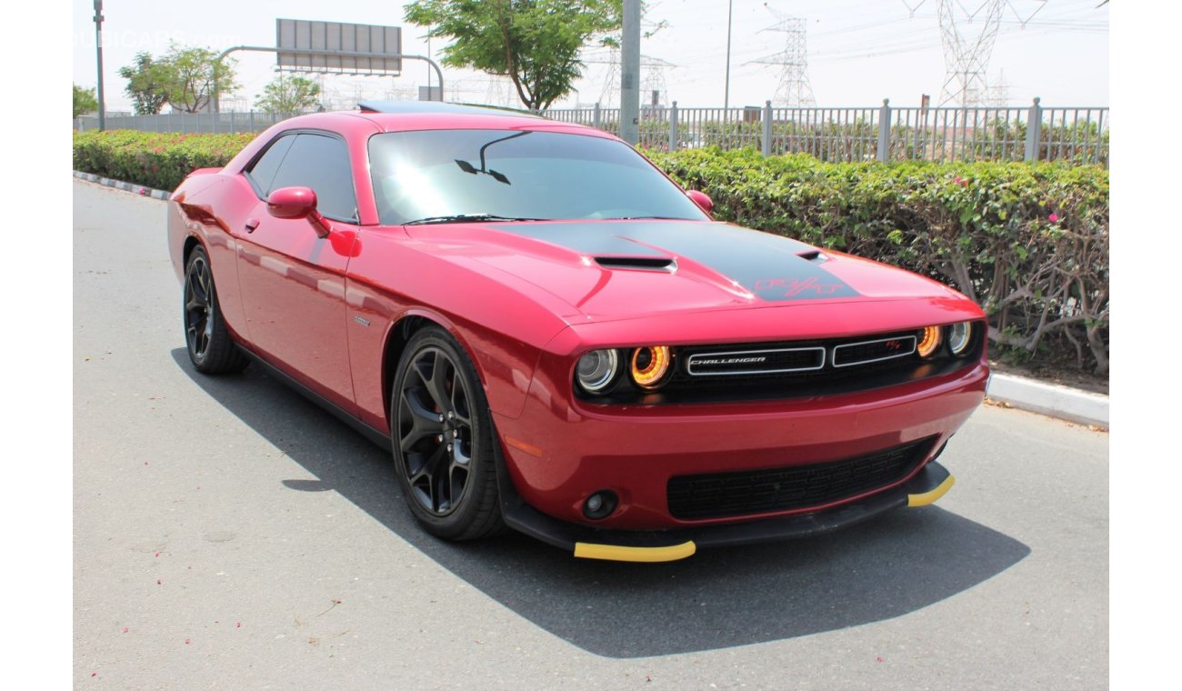 دودج تشالينجر 2015- R/T PLUS -5.7- GCC- FULL SERVICE HISTORY - 100% ORIGINAL PAINT- TOP SPECS