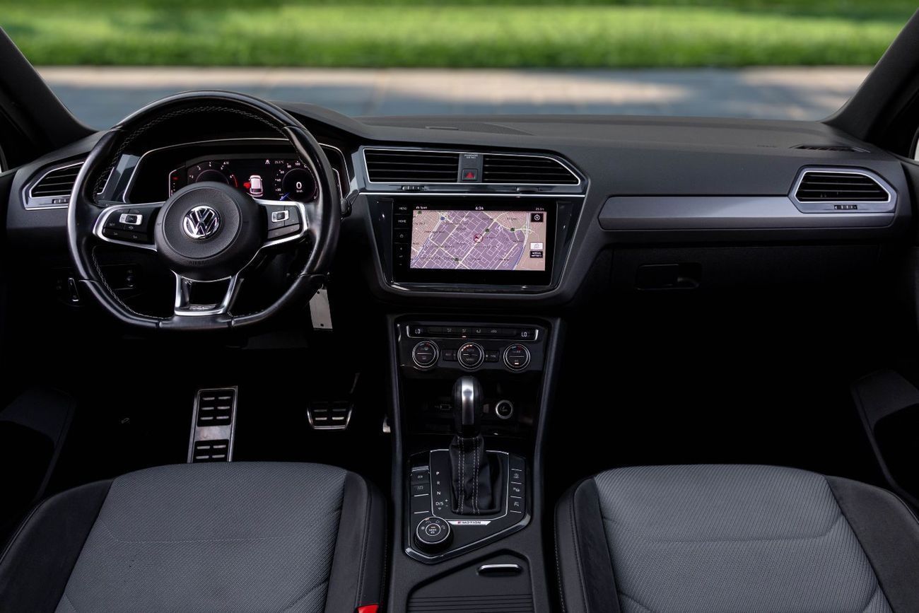 Volkswagen Tiguan R-LINE | 1,762 P.M | 0% Downpayment | IMMACULATE!