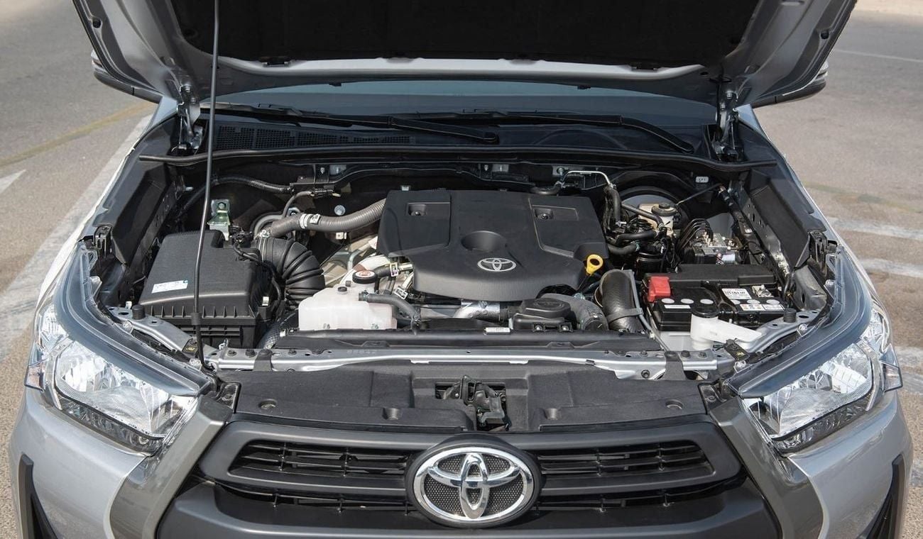 Toyota Hilux TOYOTA HILUX 2.4L MID OPTION A/T MY2025 FOR EXPORT