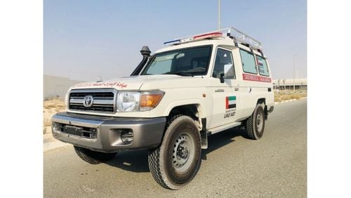 Toyota Land Cruiser 70 Mobile Clinic