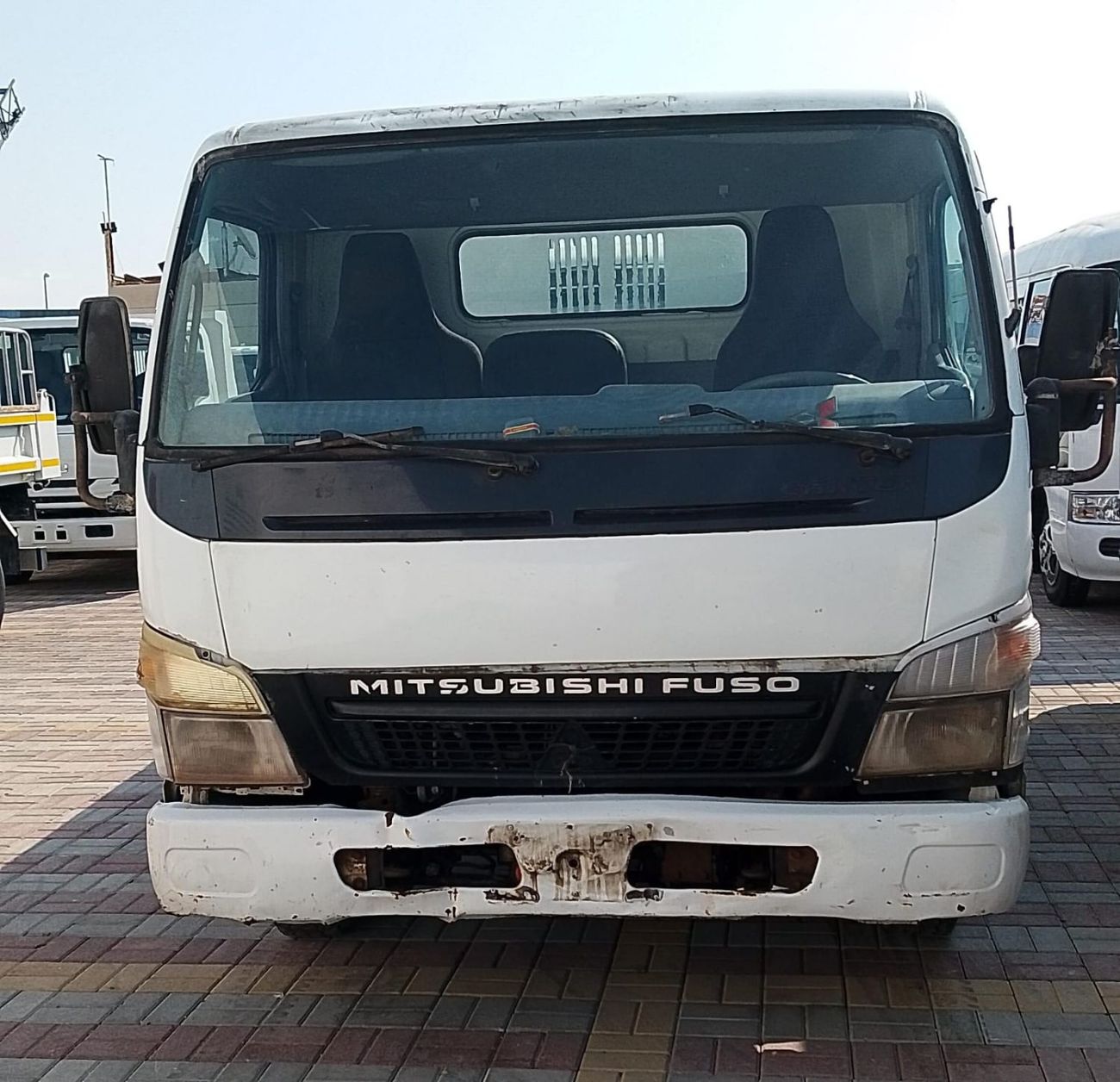Mitsubishi Fuso Canter Tipper / gcc