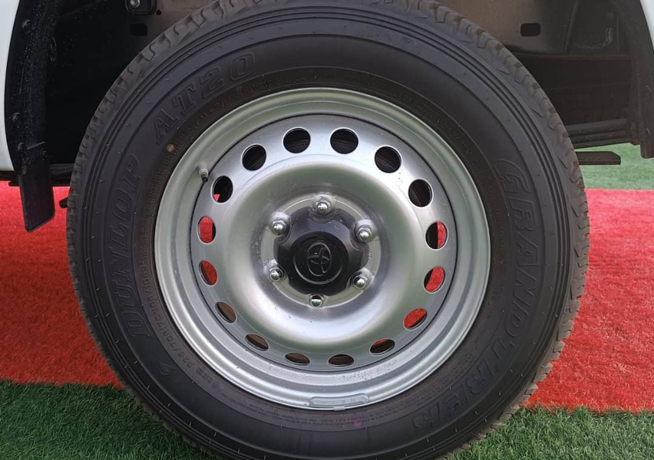 تويوتا هيلوكس هيلوكس 2.4 ديزل غمارة واحده