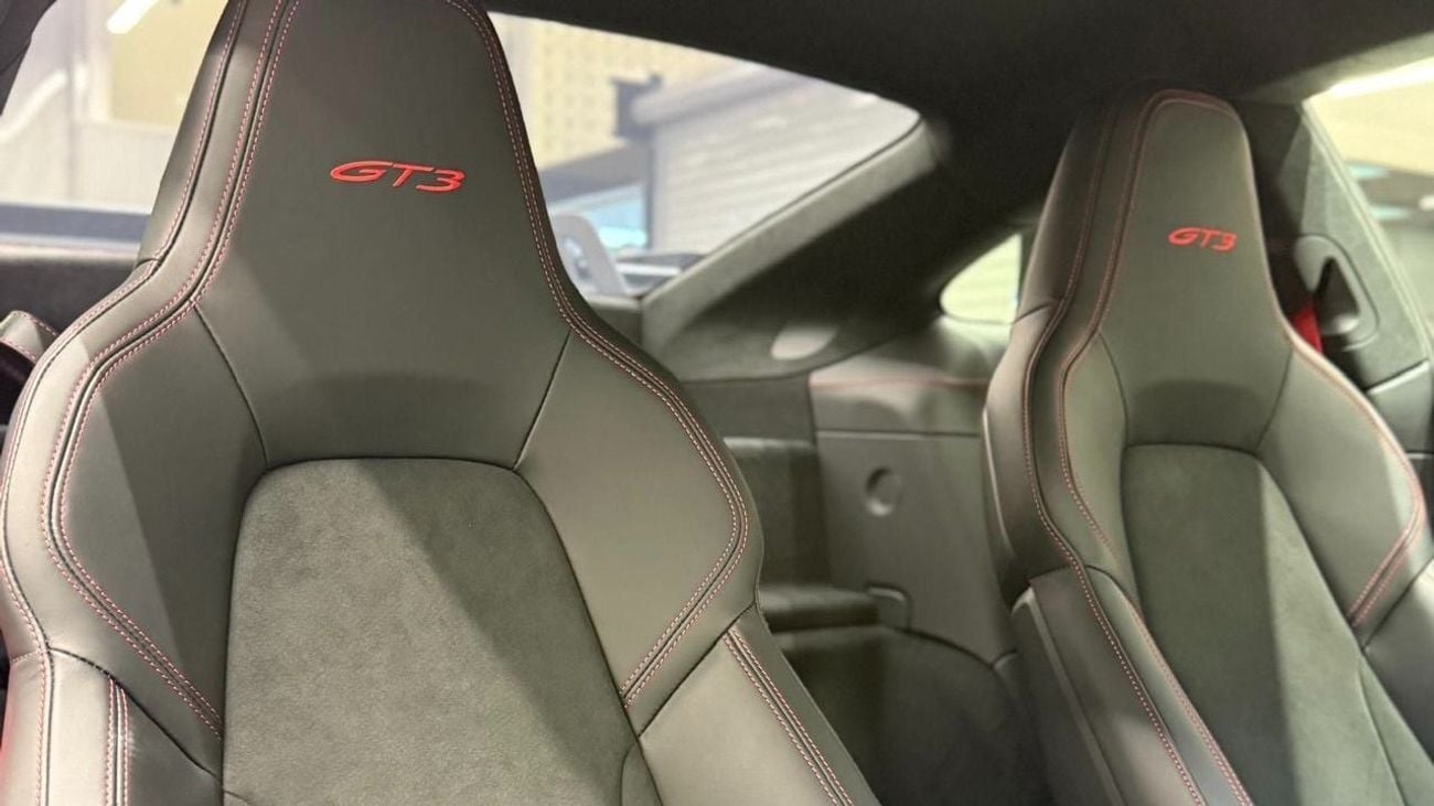 بورش 911 GT3 | Manual Transmission | Warranty Until 2028