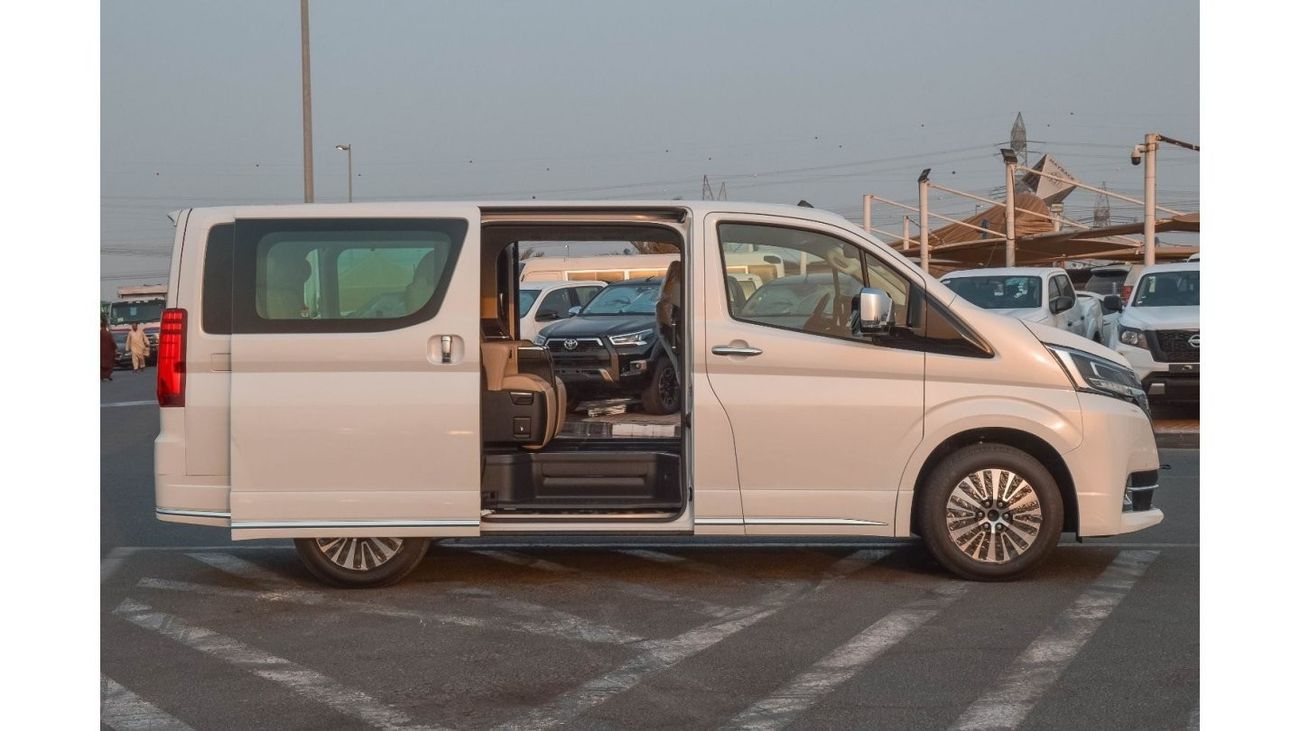 Toyota Granvia TOYOTA GRANVIA PREMIUM 2.8L RWD DIESEL MINIVAN 2025