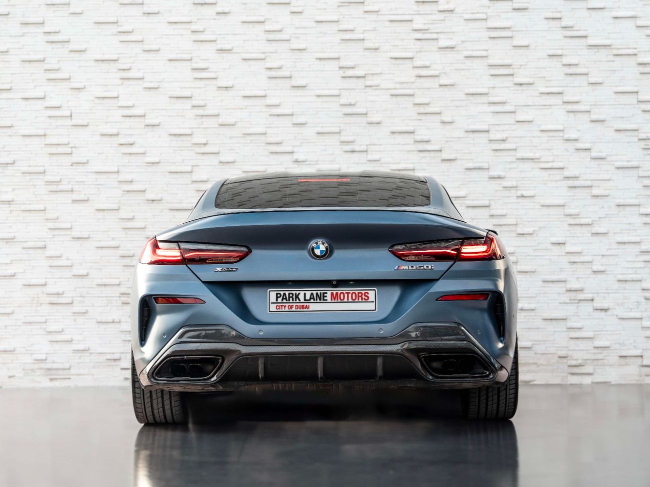 بي أم دبليو M850i Carbon Edition 4.4L